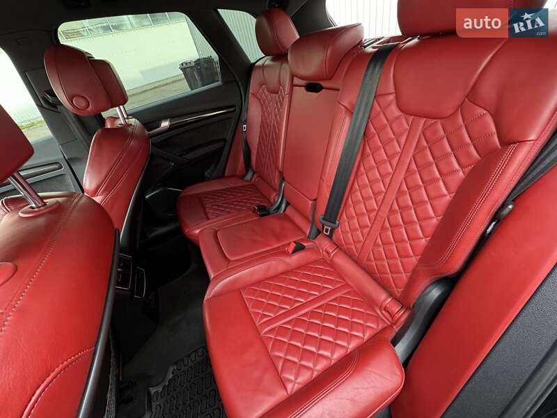 Позашляховик / Кросовер Audi SQ5 2018 в Києві фото 13 Позашляховик / Кросовер Audi SQ5 2018 в Києві
