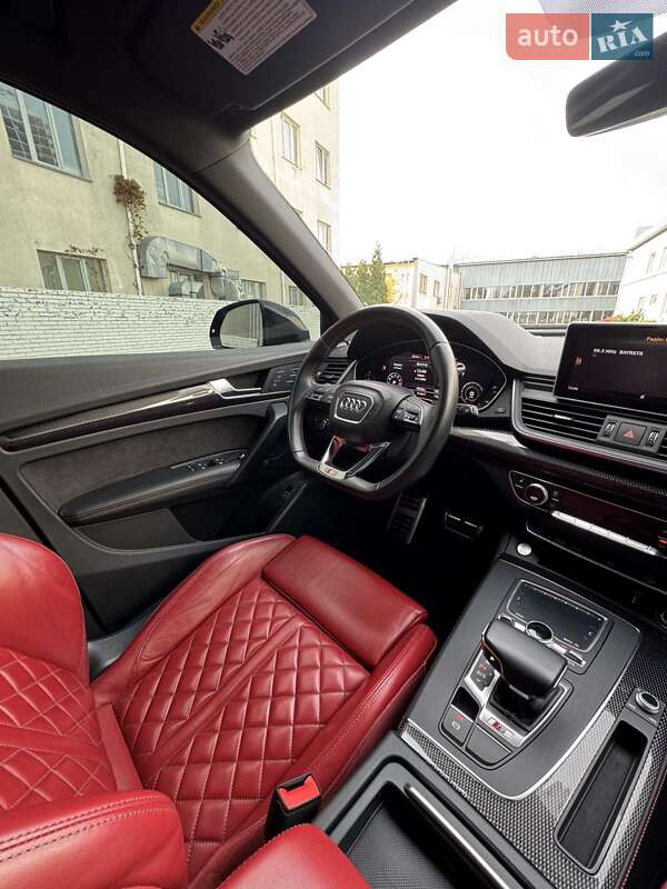Позашляховик / Кросовер Audi SQ5 2018 в Києві фото 27 Позашляховик / Кросовер Audi SQ5 2018 в Києві