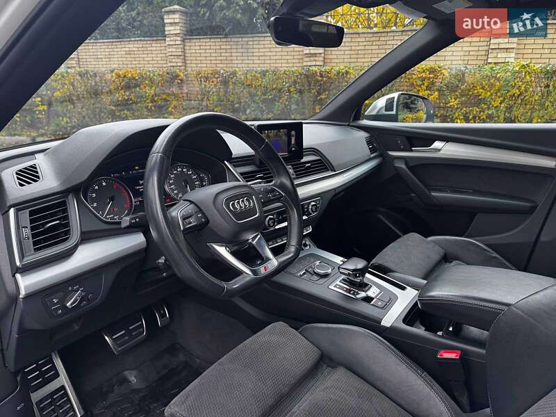 Позашляховик / Кросовер Audi SQ5 2019 в Києві фото 17 Позашляховик / Кросовер Audi SQ5 2019 в Києві