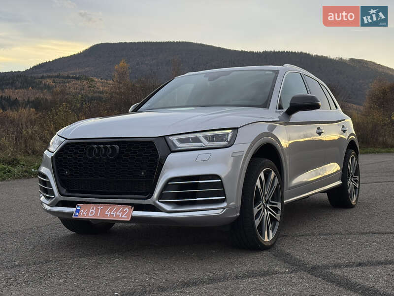 Позашляховик / Кросовер Audi SQ5 2018 в Долині
