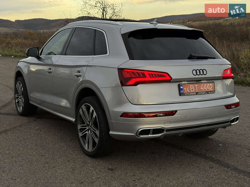 Позашляховик / Кросовер Audi SQ5 2018 в Долині