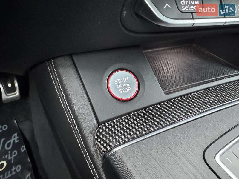 Позашляховик / Кросовер Audi SQ5 2019 в Тернополі