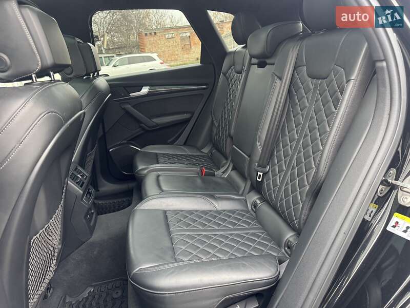 Позашляховик / Кросовер Audi SQ5 2019 в Тернополі