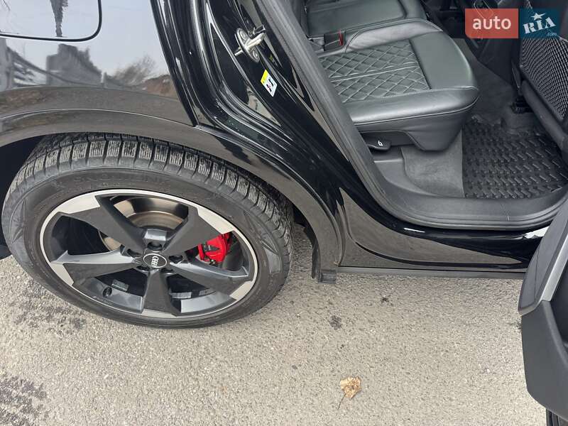 Позашляховик / Кросовер Audi SQ5 2019 в Тернополі