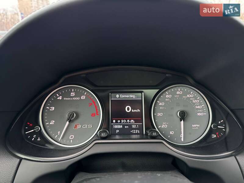 Позашляховик / Кросовер Audi SQ5 2015 в Києві