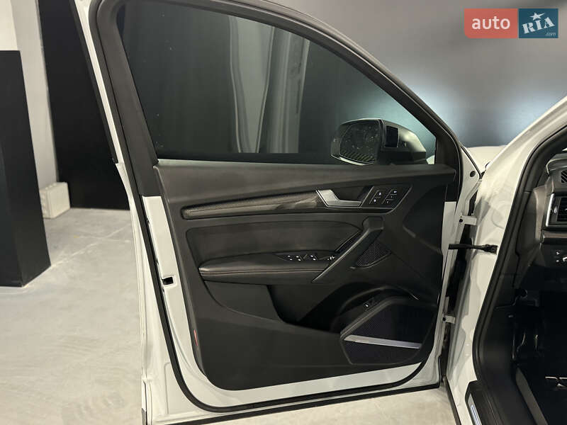 Позашляховик / Кросовер Audi SQ5 2021 в Одесі