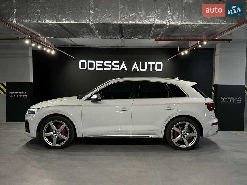 Позашляховик / Кросовер Audi SQ5 2021 в Одесі