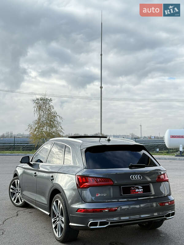 Внедорожник / Кроссовер Audi SQ5 2018 в Днепре фото 7 Внедорожник / Кроссовер Audi SQ5 2018 в Днепре