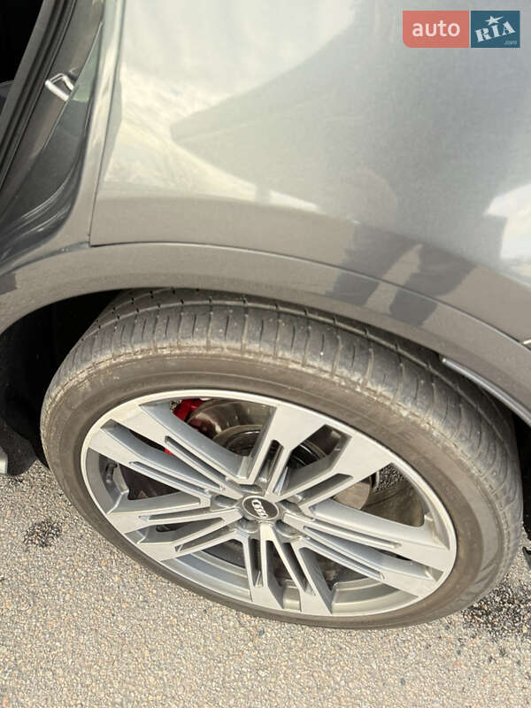 Внедорожник / Кроссовер Audi SQ5 2018 в Днепре фото 20 Внедорожник / Кроссовер Audi SQ5 2018 в Днепре