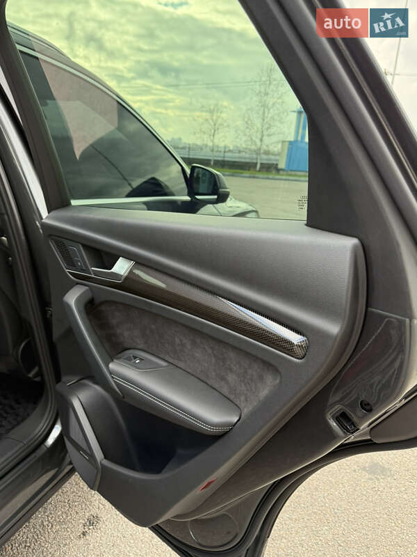 Внедорожник / Кроссовер Audi SQ5 2018 в Днепре фото 27 Внедорожник / Кроссовер Audi SQ5 2018 в Днепре