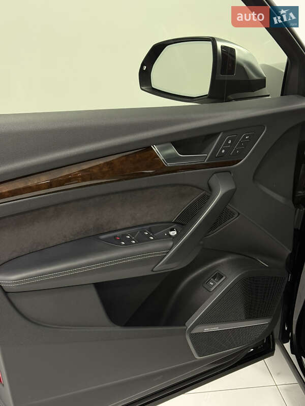 Позашляховик / Кросовер Audi SQ5 2018 в Одесі