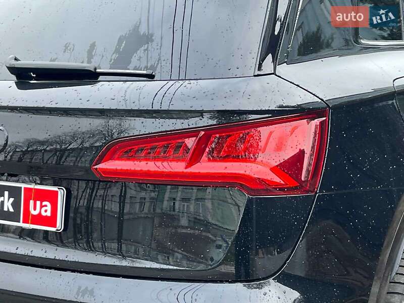 Позашляховик / Кросовер Audi SQ5 2018 в Києві фото 10 Позашляховик / Кросовер Audi SQ5 2018 в Києві