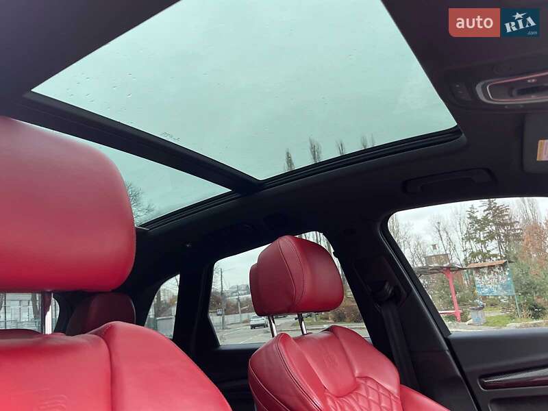 Позашляховик / Кросовер Audi SQ5 2018 в Києві фото 24 Позашляховик / Кросовер Audi SQ5 2018 в Києві