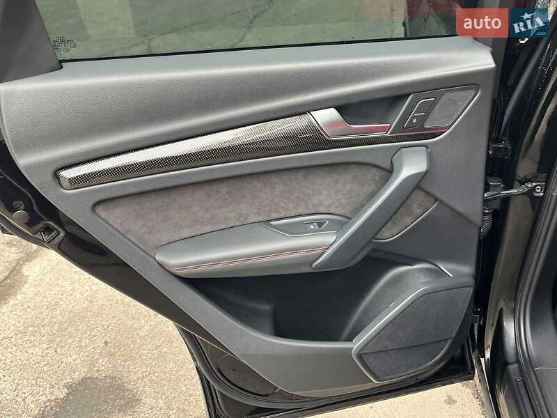 Позашляховик / Кросовер Audi SQ5 2018 в Києві фото 29 Позашляховик / Кросовер Audi SQ5 2018 в Києві