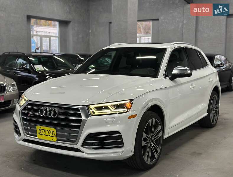 Внедорожник / Кроссовер Audi SQ5 2018 в Каменском