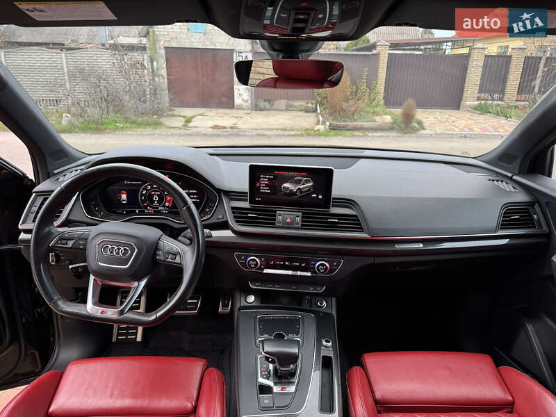 Внедорожник / Кроссовер Audi SQ5 2018 в Запорожье