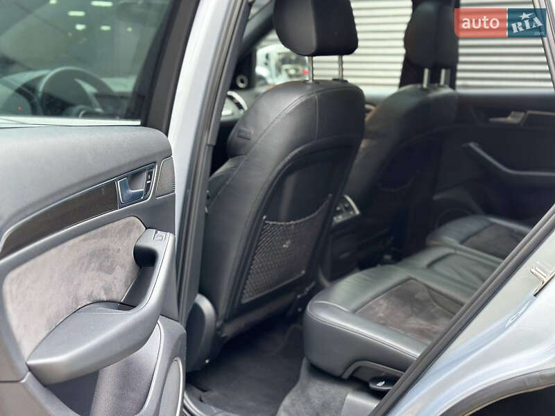 Внедорожник / Кроссовер Audi SQ5 2014 в Киеве