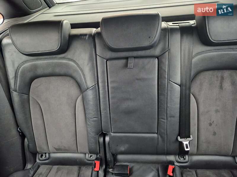 Внедорожник / Кроссовер Audi SQ5 2016 в Ивано-Франковске фото 19 Внедорожник / Кроссовер Audi SQ5 2016 в Ивано-Франковске