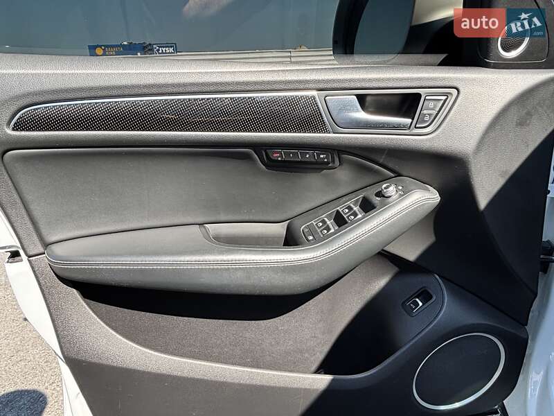 Позашляховик / Кросовер Audi SQ5 2014 в Львові фото 13 Позашляховик / Кросовер Audi SQ5 2014 в Львові