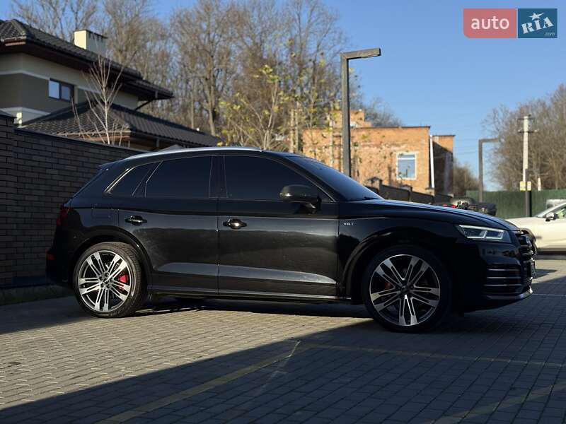 Позашляховик / Кросовер Audi SQ5 2018 в Вінниці