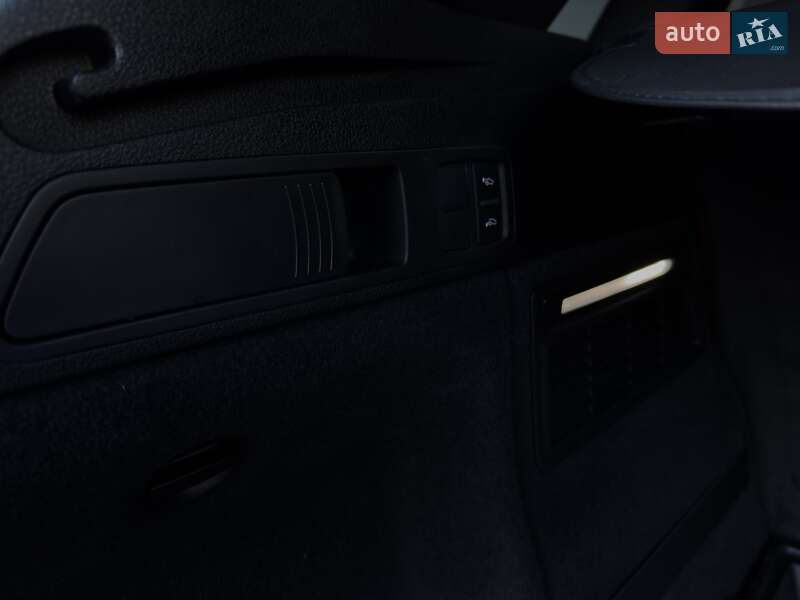 Позашляховик / Кросовер Audi SQ5 2018 в Вінниці