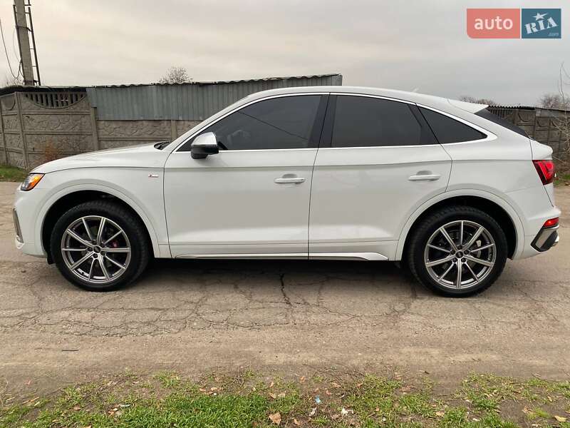 Внедорожник / Кроссовер Audi SQ5 2023 в Днепре