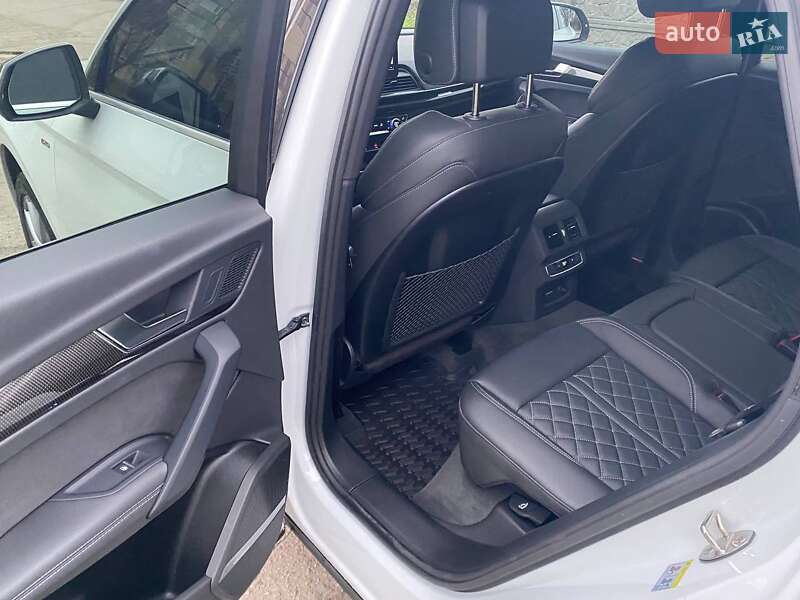 Внедорожник / Кроссовер Audi SQ5 2023 в Днепре