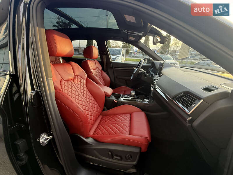 Позашляховик / Кросовер Audi SQ5 2023 в Полтаві