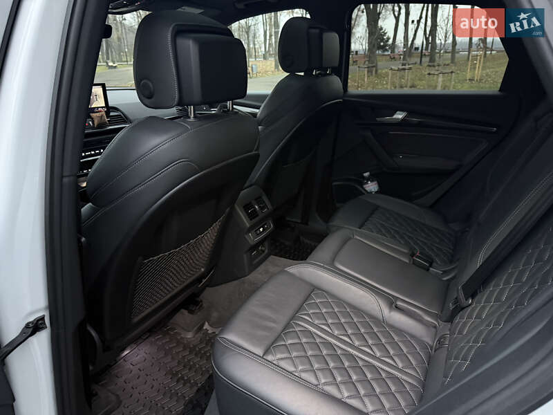 Позашляховик / Кросовер Audi SQ5 2021 в Києві фото 19 Позашляховик / Кросовер Audi SQ5 2021 в Києві