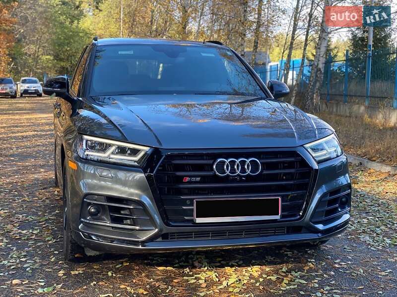 Внедорожник / Кроссовер Audi SQ5 2019 в Киеве