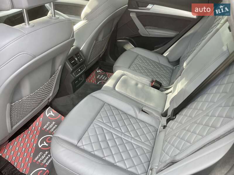 Внедорожник / Кроссовер Audi SQ5 2019 в Киеве фото 53 Внедорожник / Кроссовер Audi SQ5 2019 в Киеве