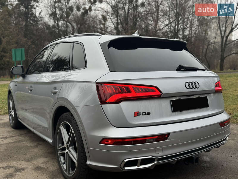 Внедорожник / Кроссовер Audi SQ5 2018 в Львове