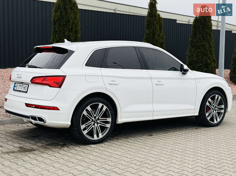 Позашляховик / Кросовер Audi SQ5 2017 в Тернополі