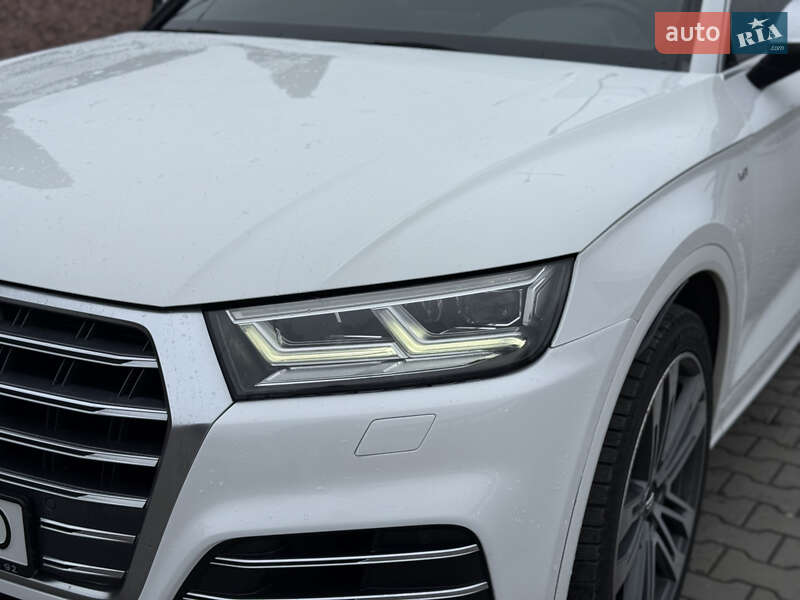 Позашляховик / Кросовер Audi SQ5 2017 в Тернополі