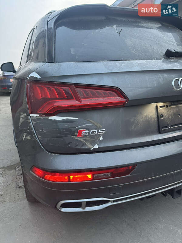 Внедорожник / Кроссовер Audi SQ5 2018 в Луцке