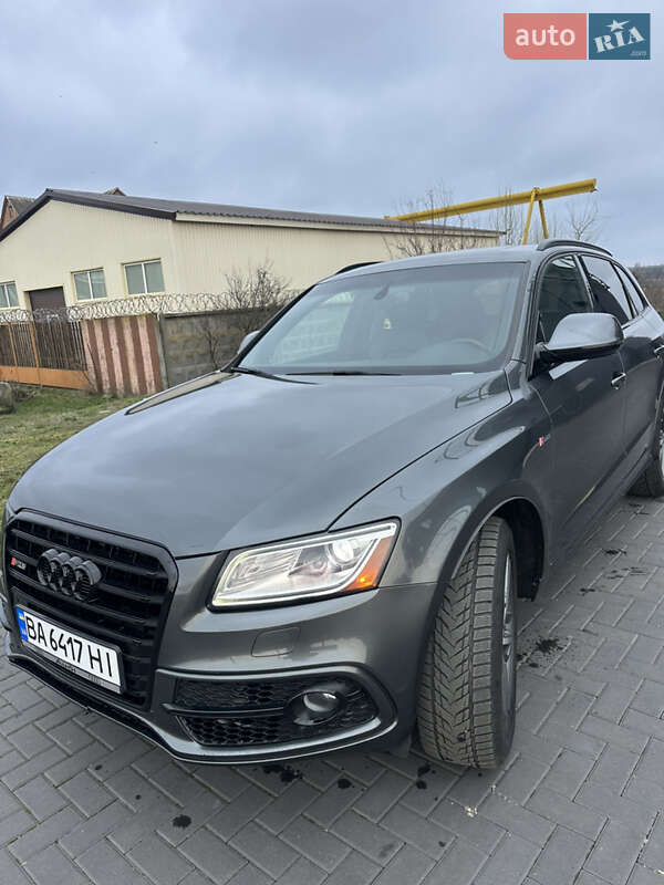 Внедорожник / Кроссовер Audi SQ5 2016 в Кропивницком