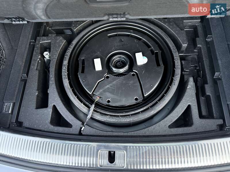 Внедорожник / Кроссовер Audi SQ5 2022 в Львове фото 35 Внедорожник / Кроссовер Audi SQ5 2022 в Львове