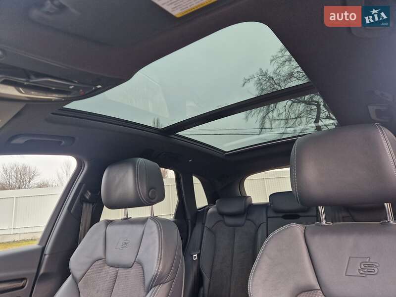 Внедорожник / Кроссовер Audi SQ5 2018 в Полтаве