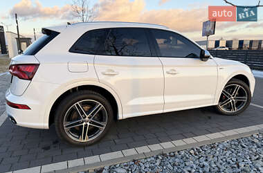 Позашляховик / Кросовер Audi SQ5 2018 в Мукачевому