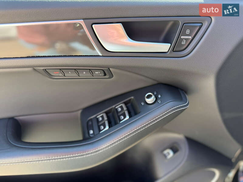 Внедорожник / Кроссовер Audi SQ5 2015 в Киеве фото 24 Внедорожник / Кроссовер Audi SQ5 2015 в Киеве