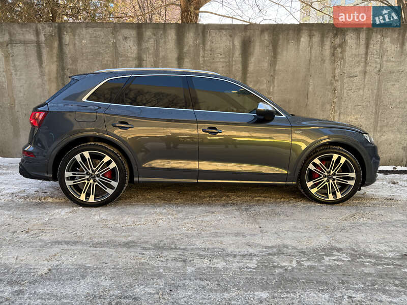 Позашляховик / Кросовер Audi SQ5 2017 в Києві фото 12 Позашляховик / Кросовер Audi SQ5 2017 в Києві