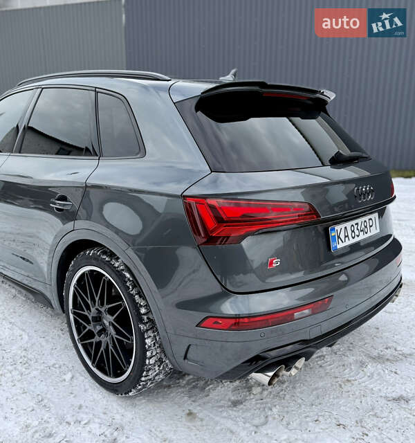 Внедорожник / Кроссовер Audi SQ5 2020 в Киеве