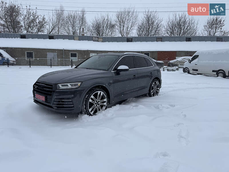 Внедорожник / Кроссовер Audi SQ5 2018 в Луцке
