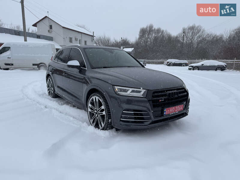 Внедорожник / Кроссовер Audi SQ5 2018 в Луцке