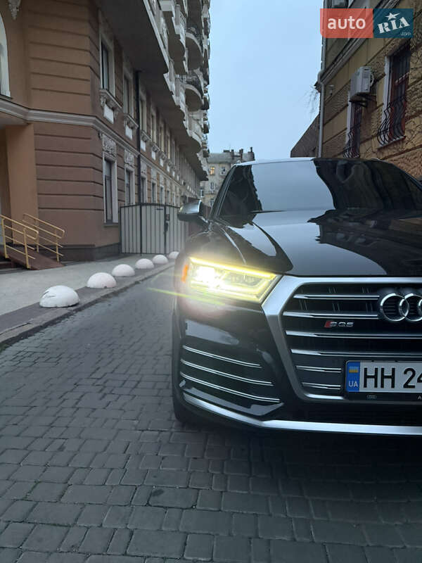 Внедорожник / Кроссовер Audi SQ5 2018 в Одессе