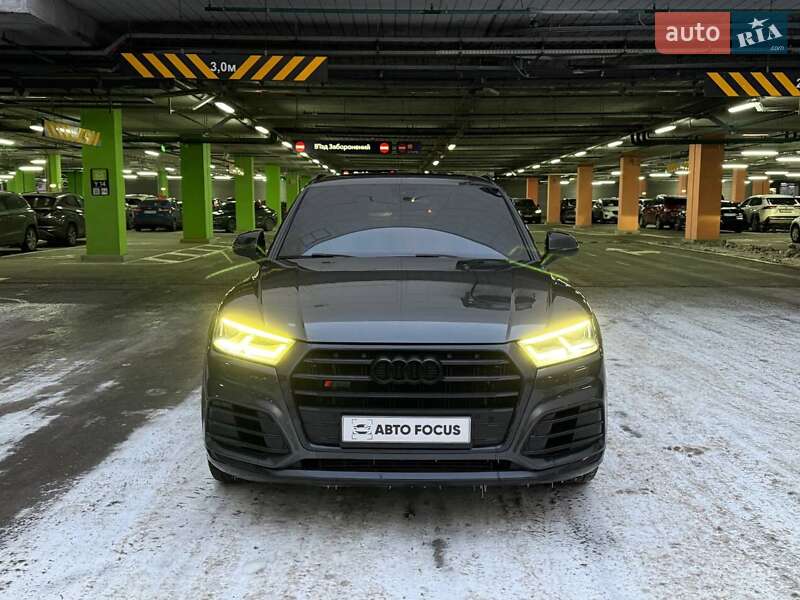 Внедорожник / Кроссовер Audi SQ5 2018 в Киеве