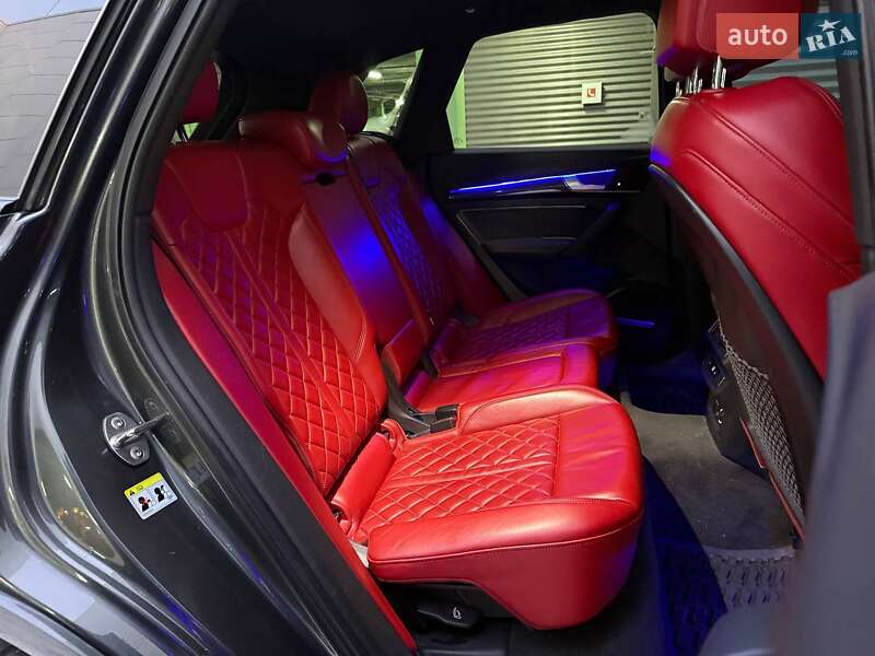 Внедорожник / Кроссовер Audi SQ5 2018 в Киеве