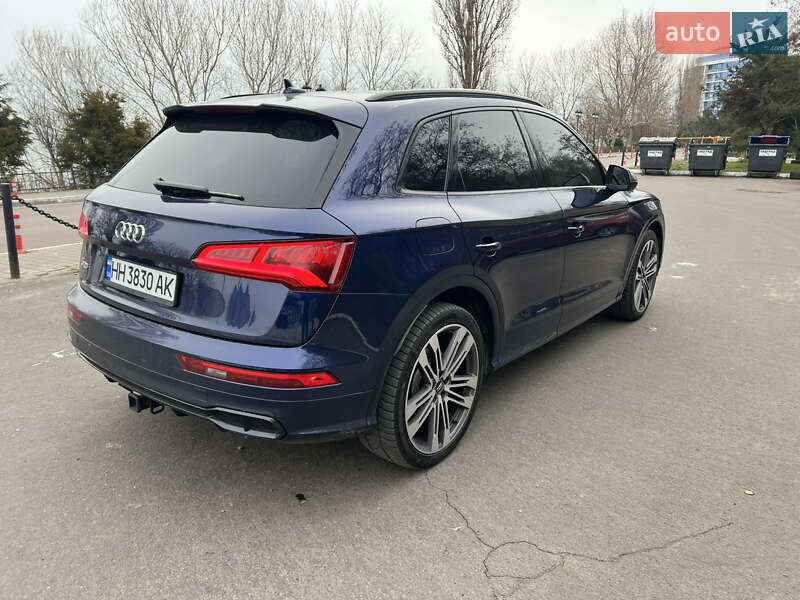 Внедорожник / Кроссовер Audi SQ5 2019 в Одессе