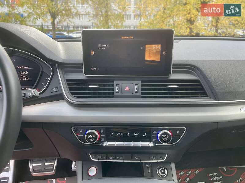 Внедорожник / Кроссовер Audi SQ5 2019 в Киеве