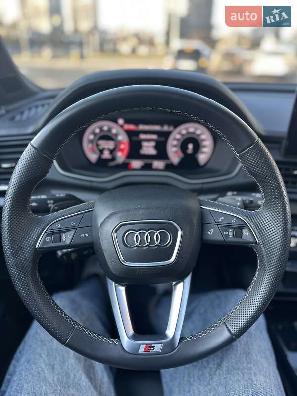 Внедорожник / Кроссовер Audi SQ5 2022 в Одессе